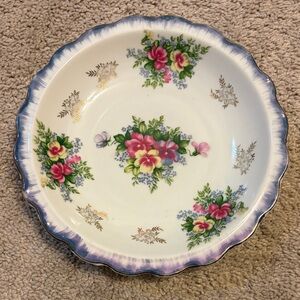 Vintage Royal Crown
Porcelain Bowl